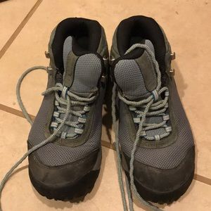 Patagonia women’s hiking boots